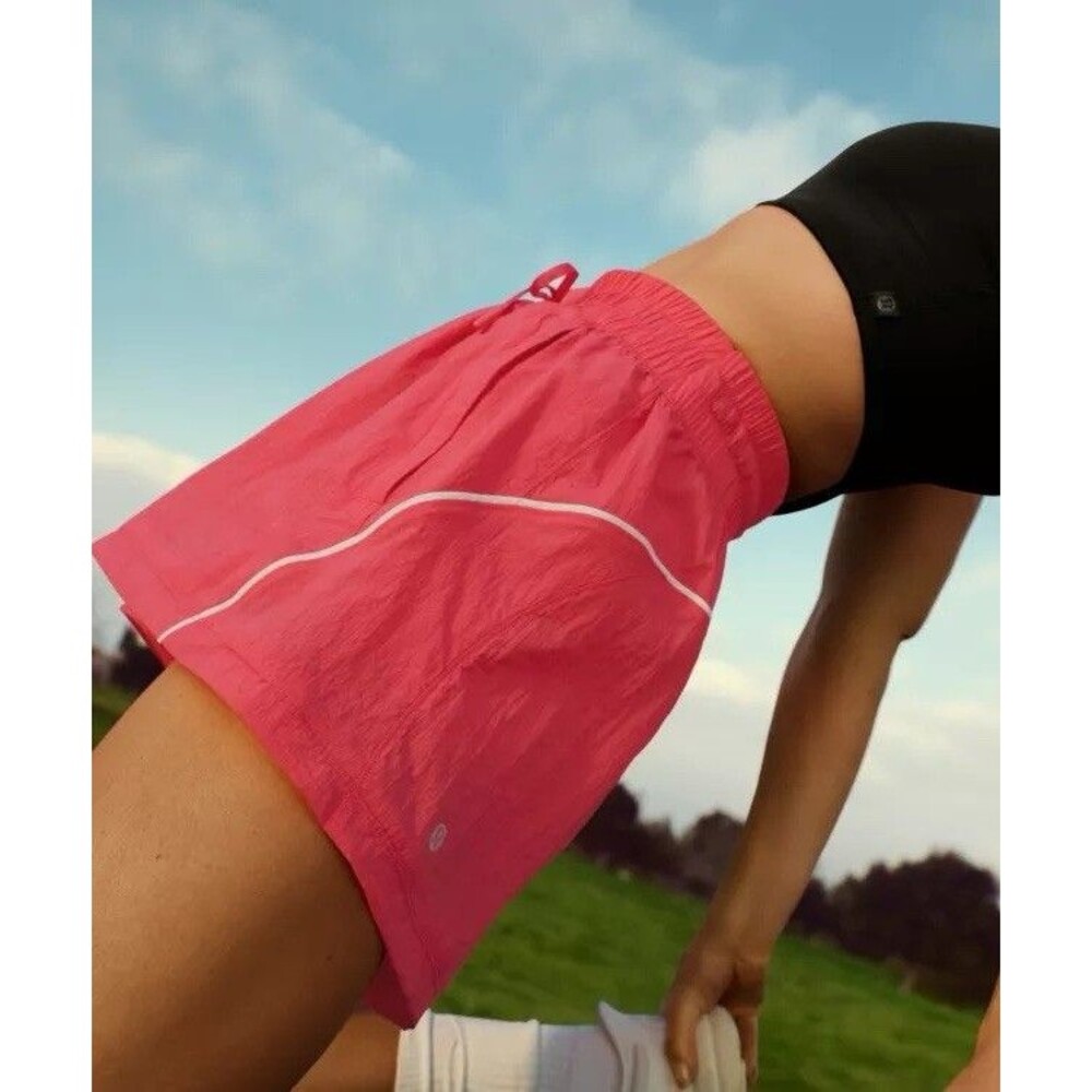 Lululemon Women's Running/Workout High Rise Shorts Size 4